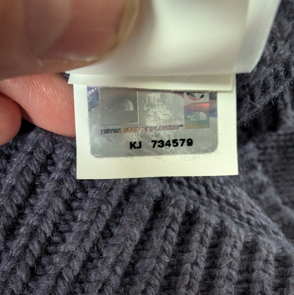 North Face Jacquardigan - blue and coral, knit. Size Medium - Picture 9 of 9